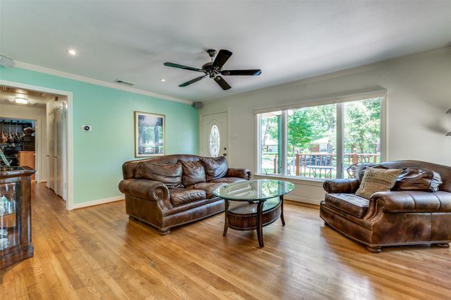 448 Parkhurst Dr, House other with 3 bedrooms, 1 bathrooms and null parking in Dallas TX | Image 7