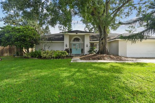 1905 Horseshoe Dr, Plant City, FL, 33566-6763 | Card Image