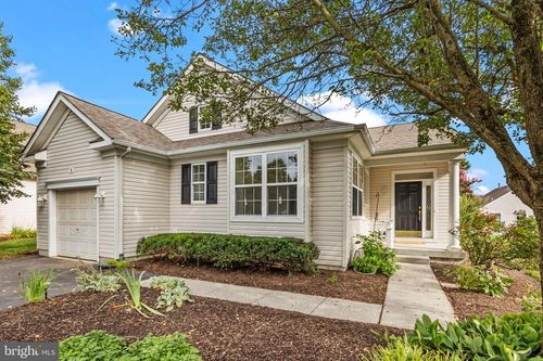 9 Blue Flax Ln, LANGHORNE, PA, 19047-3410 | Card Image
