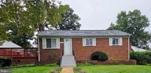 7025 Strathmore St, FALLS CHURCH, VA, 22042-2526 | Card Image