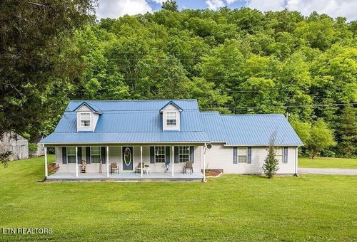 238 Dry Valley Rd, Thorn Hill, TN, 37881-3803 | Card Image
