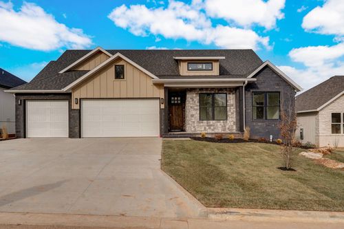 2953 W Marty St, Springfield, MO, 65810-1185 | Card Image