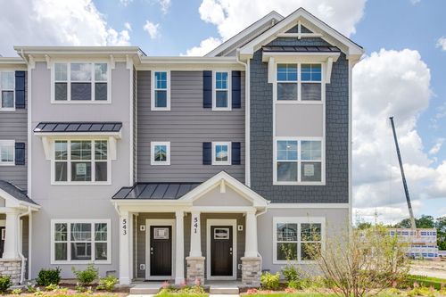 541 Yosemite Way, Mundelein, IL, 60060-3772 | Card Image