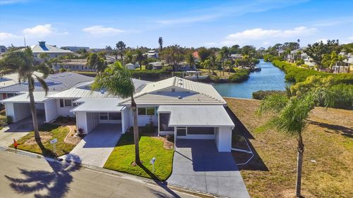 621-621 Fair Winds Dr, Nokomis, FL, 34275-2530 | Card Image