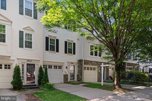 18613 Village Fountain Dr, GERMANTOWN, MD, 20874-2122 | Card Image