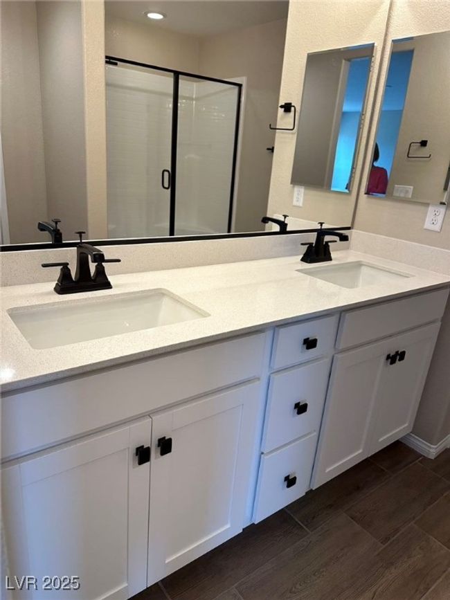 5075 Serene Skies St, House other with 3 bedrooms, 3 bathrooms and null parking in Las Vegas NV | Image 12