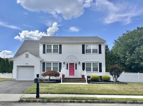 17 Reid Way, Freehold, NJ, 07728-2009 | Card Image