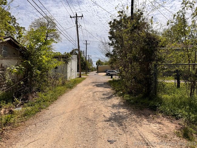 alley view south | Image 22