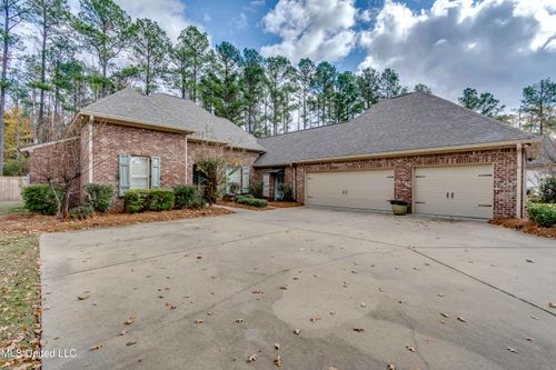 104 Hawks Nest Cv, Madison, MS, 39110-6886 | Card Image