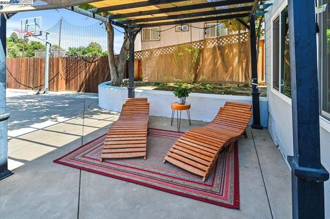 17860 Almond Rd, House other with 5 bedrooms, 4 bathrooms and 4 parking in Castro Valley CA | Image 45