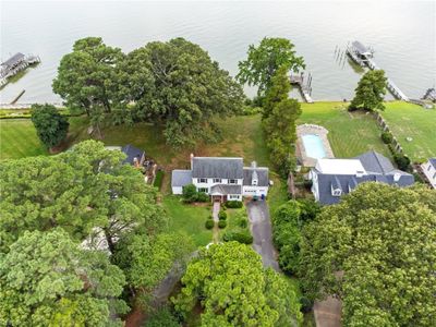 803 Riverside Drive, House other with 5 bedrooms, 3 bathrooms and null parking in Newport News VA | Image 2