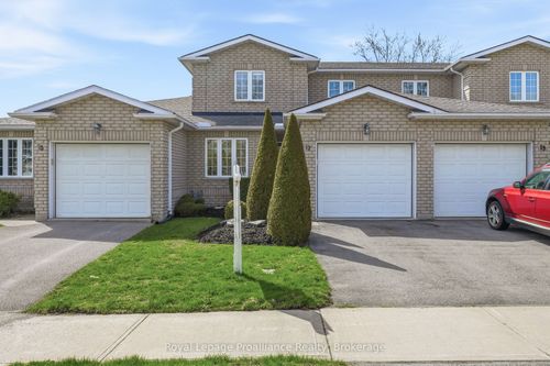 17 Pinegrove Crt, Belleville, ON, K8N5X9 | Card Image