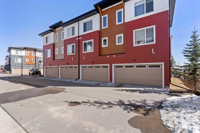 35 - 111 Rainbow Falls Gate, Townhouse with 3 bedrooms, 3 bathrooms and 2 parking in Chestermere AB | Image 32