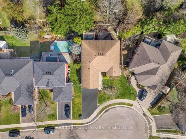 47 Morton Ave, House other with 4 bedrooms, 2 bathrooms and 4 parking in Dundas ON | Image 4