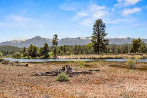 6 Lazy H, Cascade, ID, 83611 | Card Image