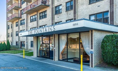 7d-1000 Clove Rd, Staten Island, NY, 10301-3643 | Card Image