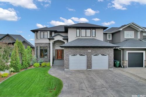 759 Beechdale Way, Saskatoon, SK, S7V0A6 | Card Image
