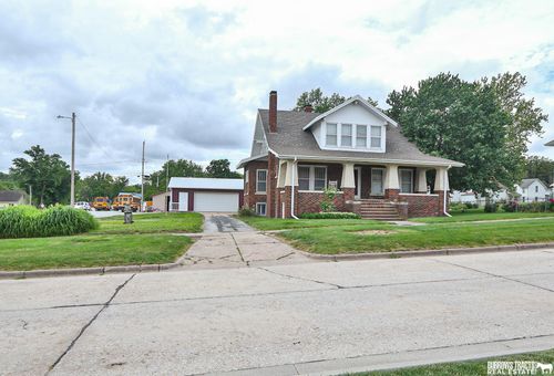 205 W O St, Weeping Water, NE, 68463-4268 | Card Image