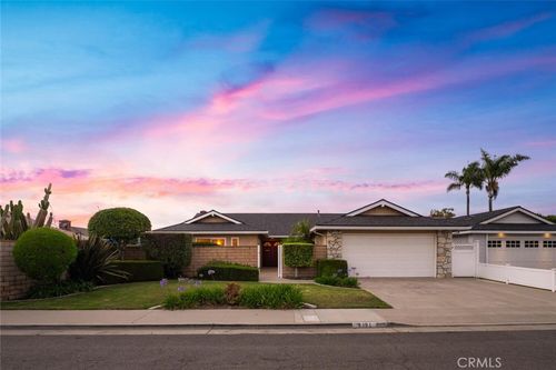 9191 Albany Cir, Huntington Beach, CA, 92646-5801 | Card Image