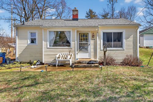 1734 Texel Dr, Kalamazoo, MI, 49048-1329 | Card Image