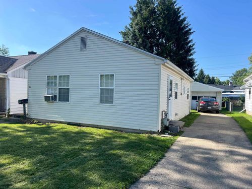 1404 W North St, Kokomo, IN, 46901-1955 | Card Image