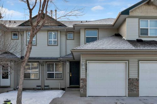 227 Harvest Gold Pl Ne, Calgary, AB, T3K4Y1 | Card Image