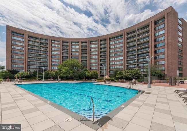 APT-713S - 1805 Crystal Dr, Condo with 3 bedrooms, 2 bathrooms and null parking in ARLINGTON VA | Image 41