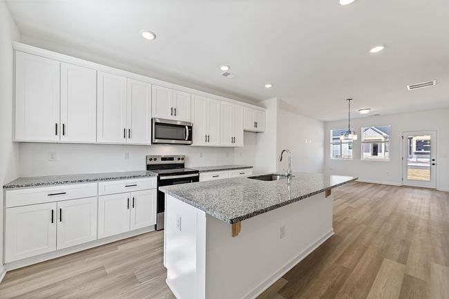 Unit 33 Grove Loop, Townhouse with 2 bedrooms, 2 bathrooms and null parking in Blue Ridge GA | Image 26