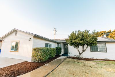 127 Whittier Court, House other with 4 bedrooms, 1 bathrooms and null parking in Exeter CA | Image 2