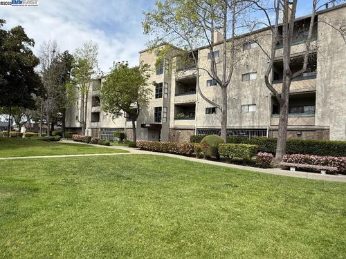 25850 Kay Ave, Hayward, CA, 94545-2667 | Card Image