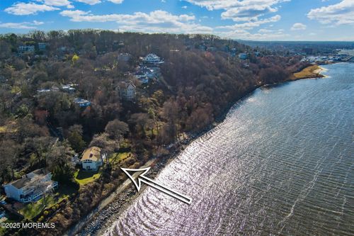 2 Bayside Dr, Atlantic Highlands, NJ, 07716-1735 | Card Image