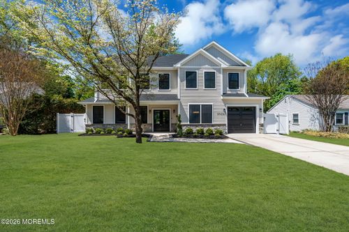 104 Garden Rd, Shrewsbury, NJ, 07702-4458 | Card Image