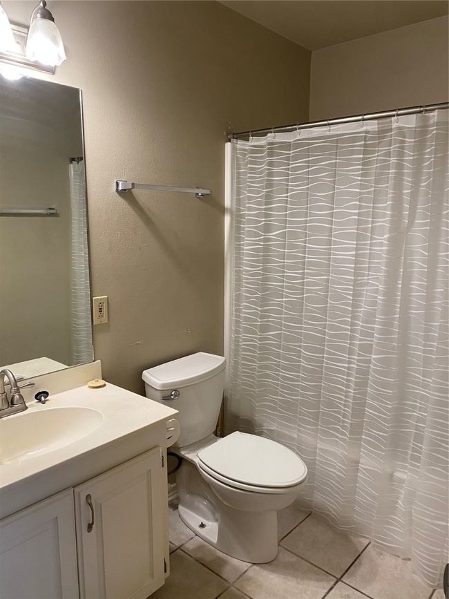 3241 Lexington Dr, Home with 2 bedrooms, 2 bathrooms and null parking in Tyler TX | Image 14
