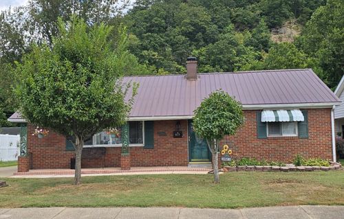 1513 Karin St, Ironton, OH, 45638-1157 | Card Image
