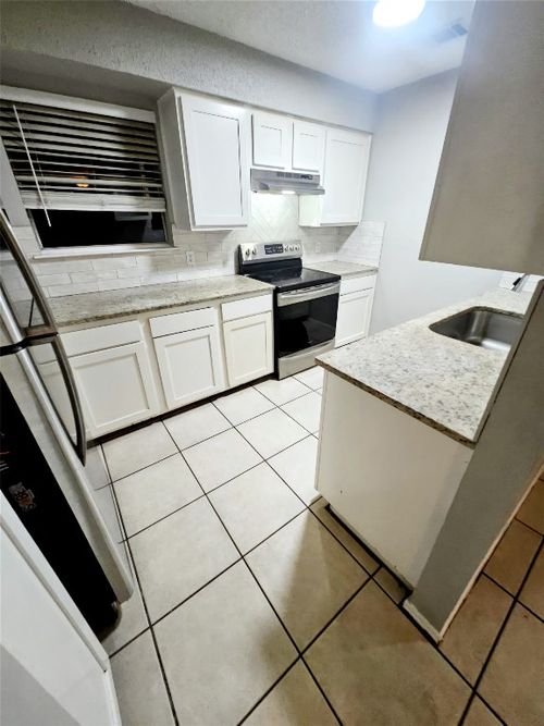 a-1207 Eleanor St, Austin, TX, 78721-2117 | Card Image