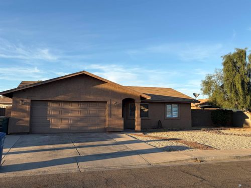 4584 W 18th Pl, Yuma, AZ, 85364-4808 | Card Image