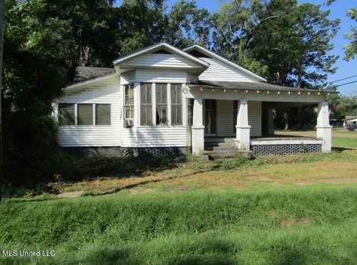 136 N Utica St, Terry, MS, 39170-8848 | Card Image
