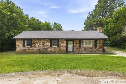 263 Wisteria St, Lone Grove, OK, 73443-6517 | Card Image