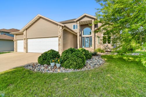4375 58th St S, Fargo, ND, 58104-6090 | Card Image