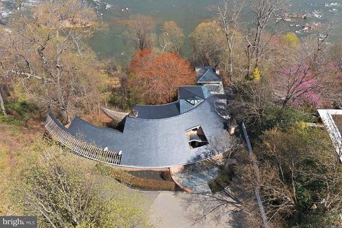 1159 Crest Ln, MCLEAN, VA, 22101-1805 | Card Image