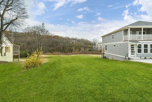 2108 Courtney Ave, Nashville, TN, 37218-2705 | Card Image