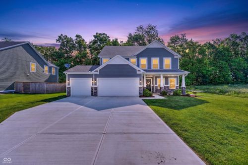48 Manchester Dr, Trafalgar, IN, 46181-9550 | Card Image