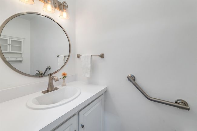 9 Peninsula Dr, Condo with 2 bedrooms, 3 bathrooms and null parking in Stratham NH | Image 22