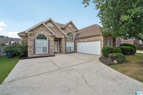 2249 Forest Lakes Ln, STERRETT, AL, 35147-8153 | Card Image
