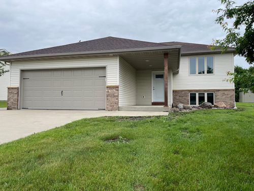 306 10th Ave Nw, Dodge Center, MN, 55927-9074 | Card Image