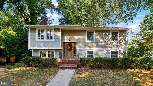 144 Island View Dr, ANNAPOLIS, MD, 21401-7226 | Card Image