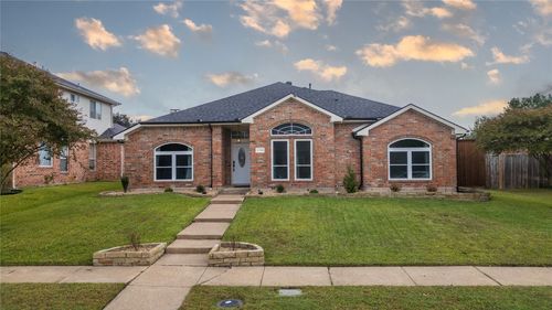 2604 Hackberry Crk, Mesquite, TX, 75181-1294 | Card Image