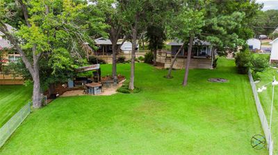 124 Surls Drive, House other with 3 bedrooms, 2 bathrooms and null parking in Mabank TX | Image 2