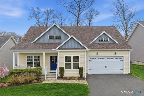 4-14 Essex Glen Dr, Essex, CT, 06426-1576 | Card Image