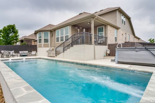 7604 Pecos Rdg, Boerne, TX, 78015-5143 | Card Image